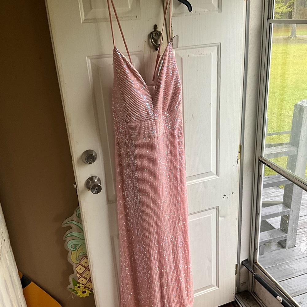 NWT Morgan & co. Size 14W formal gown